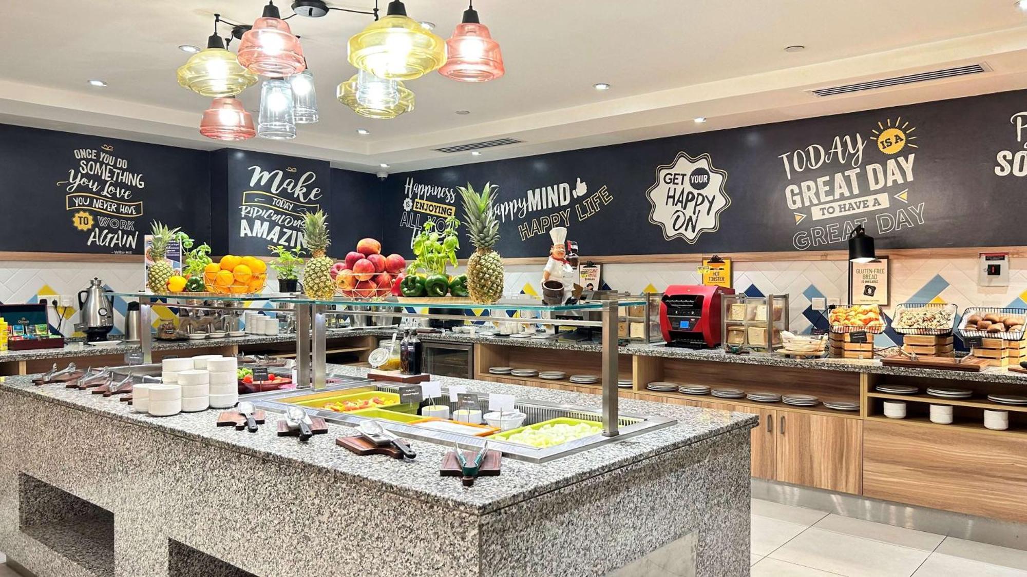Hampton By Hilton Dubai Al Barsha Hotell Eksteriør bilde